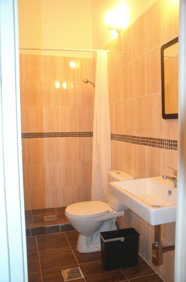 No. 11 Apartment With 2 Bathrooms Next To Railway Station Budapeste Exterior foto
