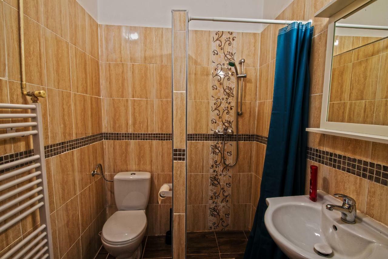 No. 11 Apartment With 2 Bathrooms Next To Railway Station Budapeste Exterior foto
